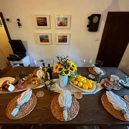 Apartment Lovely 2 Bedroom In Historic Center San Gimignano