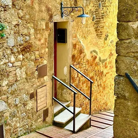 Lovely 2 Bedroom In Historic Center Apartment San Gimignano