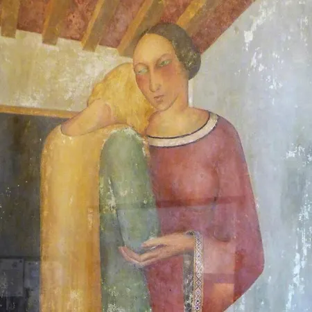 Lovely 2 Bedroom In Historic Center Apartment San Gimignano